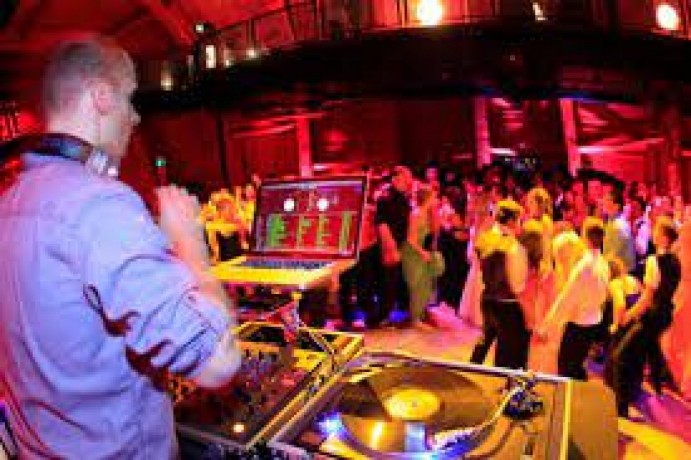 party-dj-hire-sydney-big-0