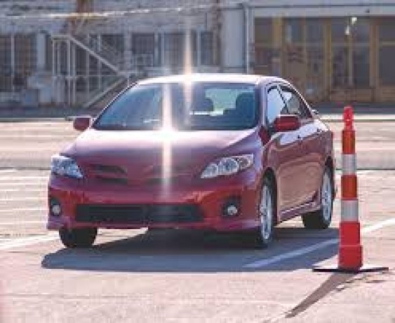 choose-your-suitable-driving-packages-from-the-best-cheap-driving-school-blacktown-big-0