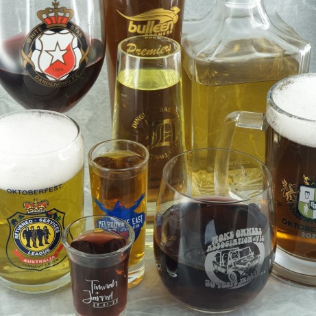 engraved-champagne-glasses-for-every-celebration-personalised-glasses-big-0