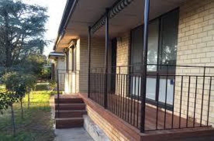 get-top-of-the-line-fence-and-gate-repairs-in-adelaide-big-0