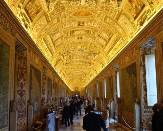 find-expert-private-local-tour-guides-to-visit-the-prime-attractions-in-the-vatican-tour-big-0
