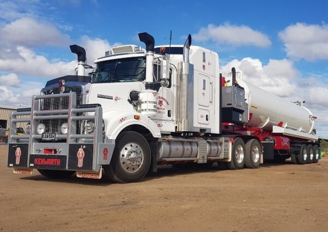 on-lift-landing-gear-automation-improves-productivity-save-20-space-big-0