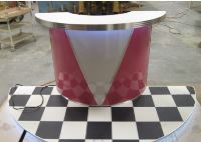 get-our-custom-home-bars-designs-in-retro-and-ultramodern-designs-big-0