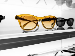 store-for-eyeglasses