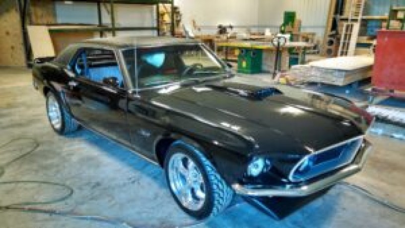 get-feasible-and-holistic-automotive-upholstery-irrespective-of-the-types-of-vehicles-big-0